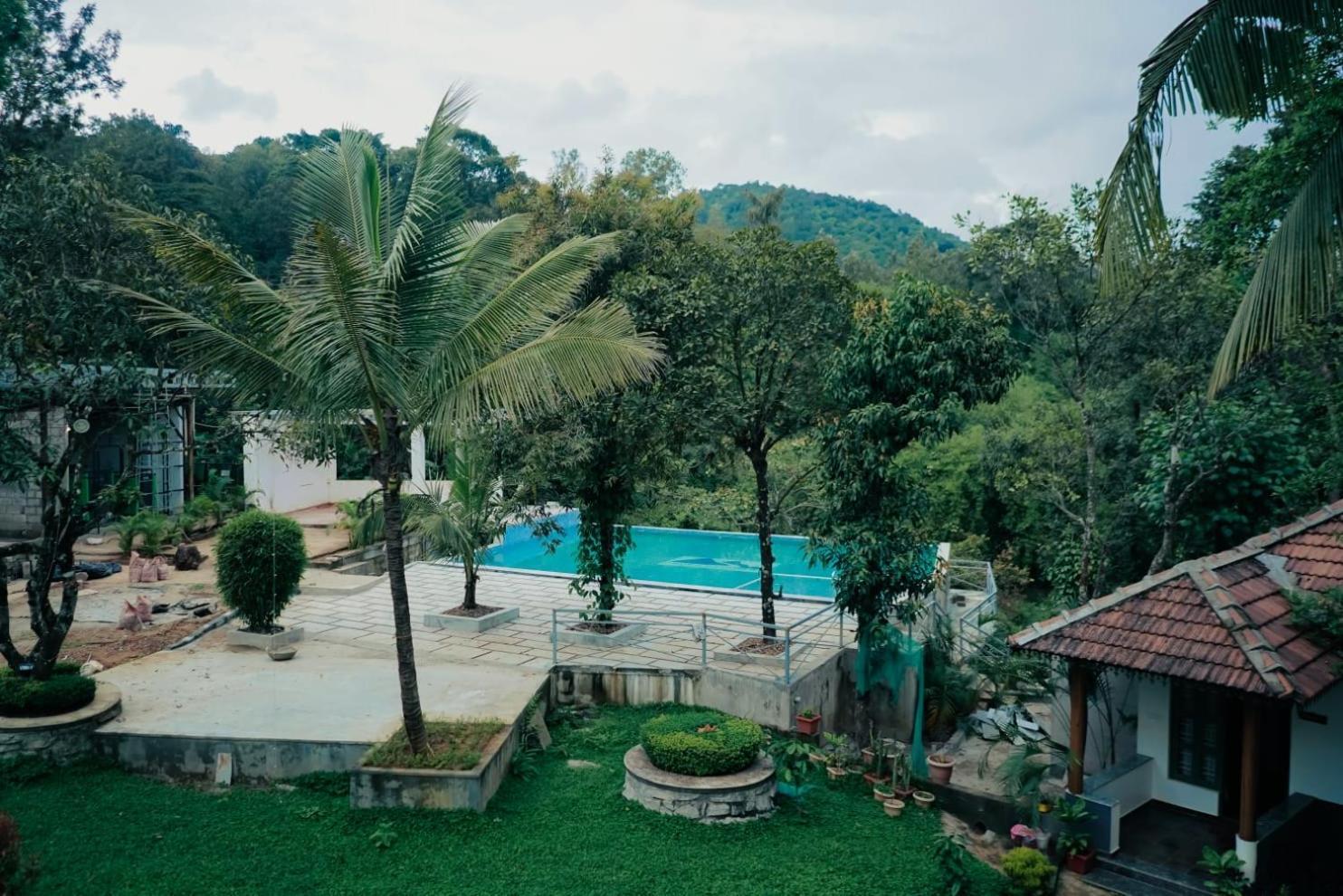Coorggavadana Hotell Madikeri Exteriör bild